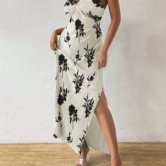 Apricot Boho Women's Tie Knot Pleat Printed Dress - Picture 5 of 6